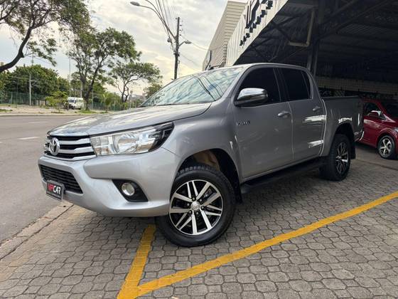 TOYOTA HILUX 2.8 SRV 4X4 CD 16V DIESEL 4P AUTOMÁTICO